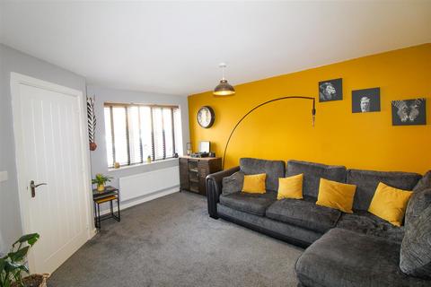 2 bedroom end of terrace house for sale, St. Wilfrids Crescent, Ripon