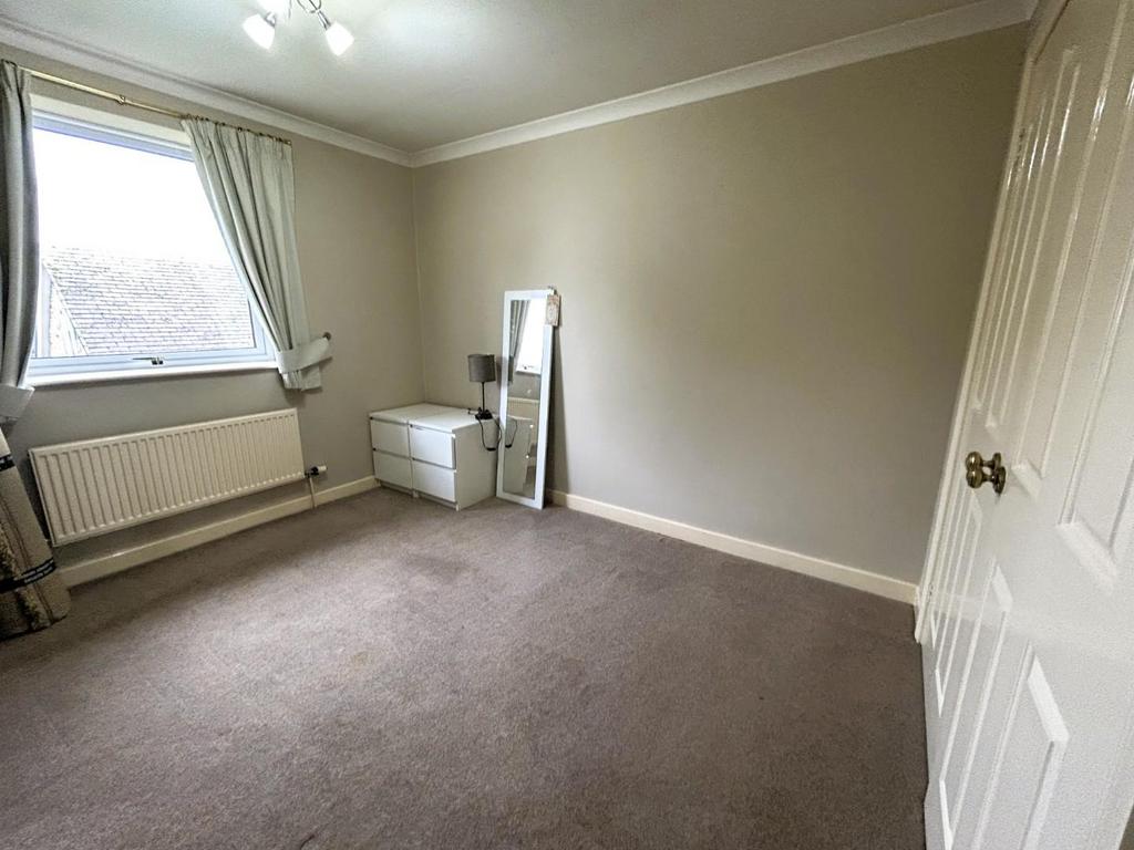 Bed 3.JPG