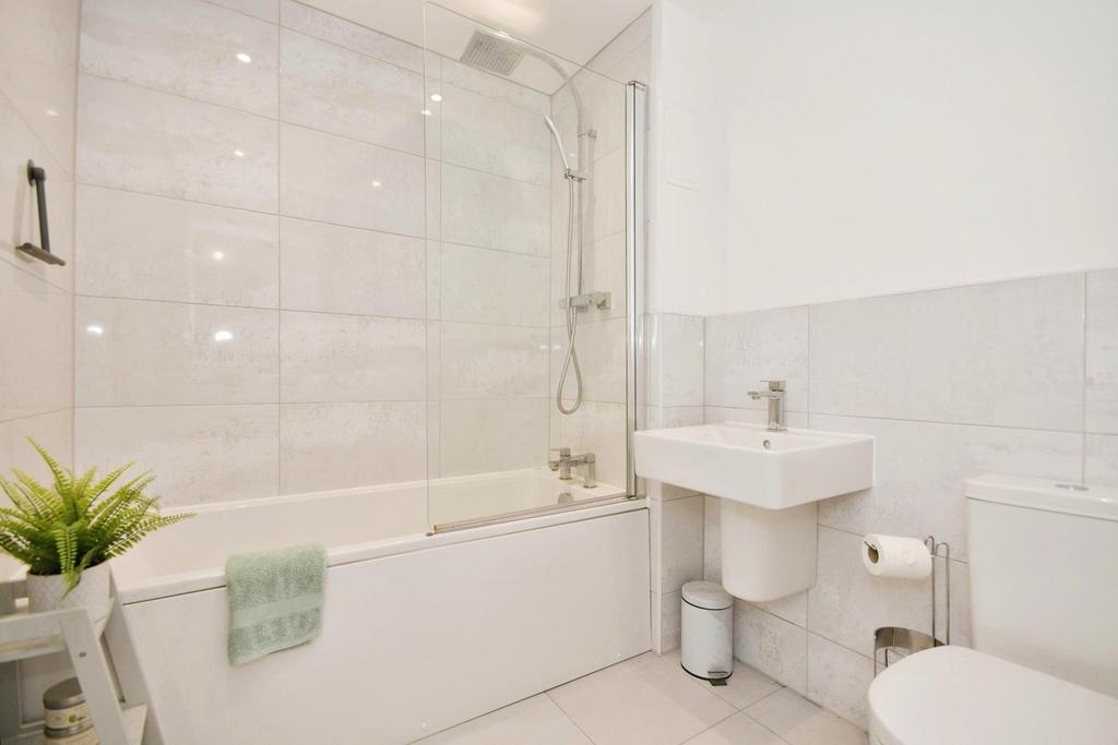 Family bathroom