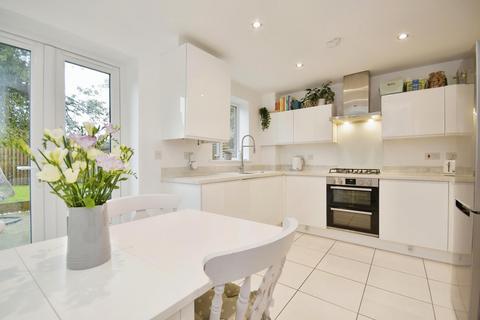 53 Colwick Way, Sheffield, S8 8LS