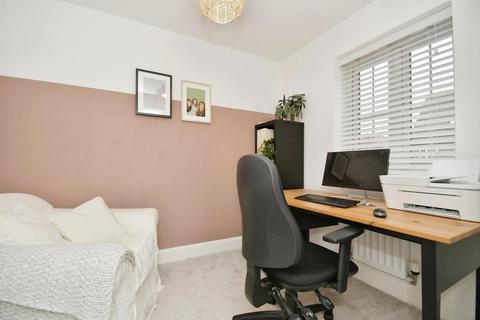 53 Colwick Way, Sheffield, S8 8LS