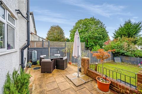 10 Bandon Rise, Wallington, SM6 8PT