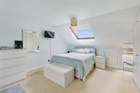 10 Bandon Rise, Wallington, SM6 8PT