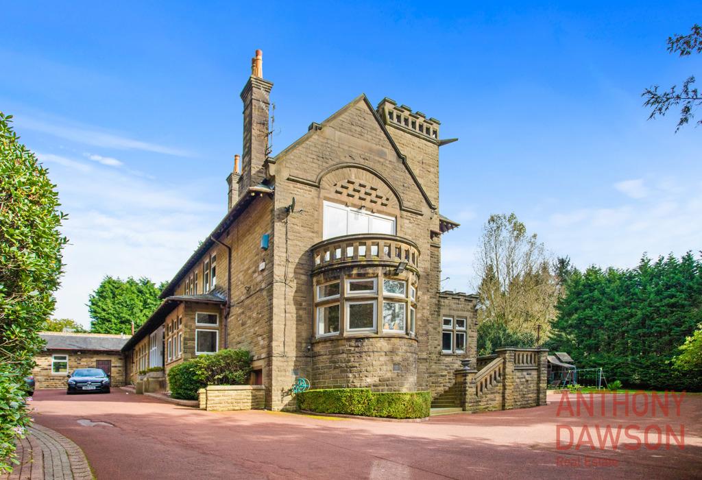 Wheatley Lane, Fence, Burnley, Lancashire 5 bed detached house for sale