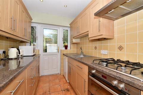 118 Hamilton Avenue, Cheam, Sutton, SM3 9DT