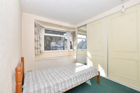 118 Hamilton Avenue, Cheam, Sutton, SM3 9DT