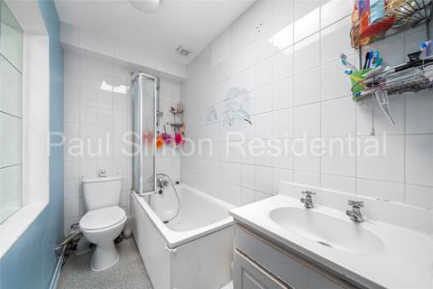 164 Roslyn Road, London, N15 5JJ