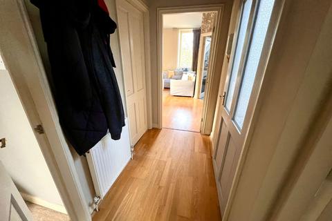 2 bedroom flat to rent, Parish Ghyll Road, Ilkley, West Yorkshire, UK, LS29