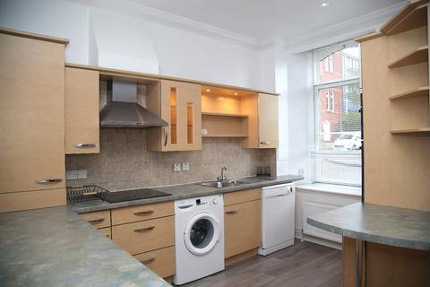 3 bedroom flat to rent, Scrimgeour Place, City Centre, Dundee, DD3