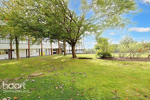 208 Sylvan Road, London, SE19 2SA