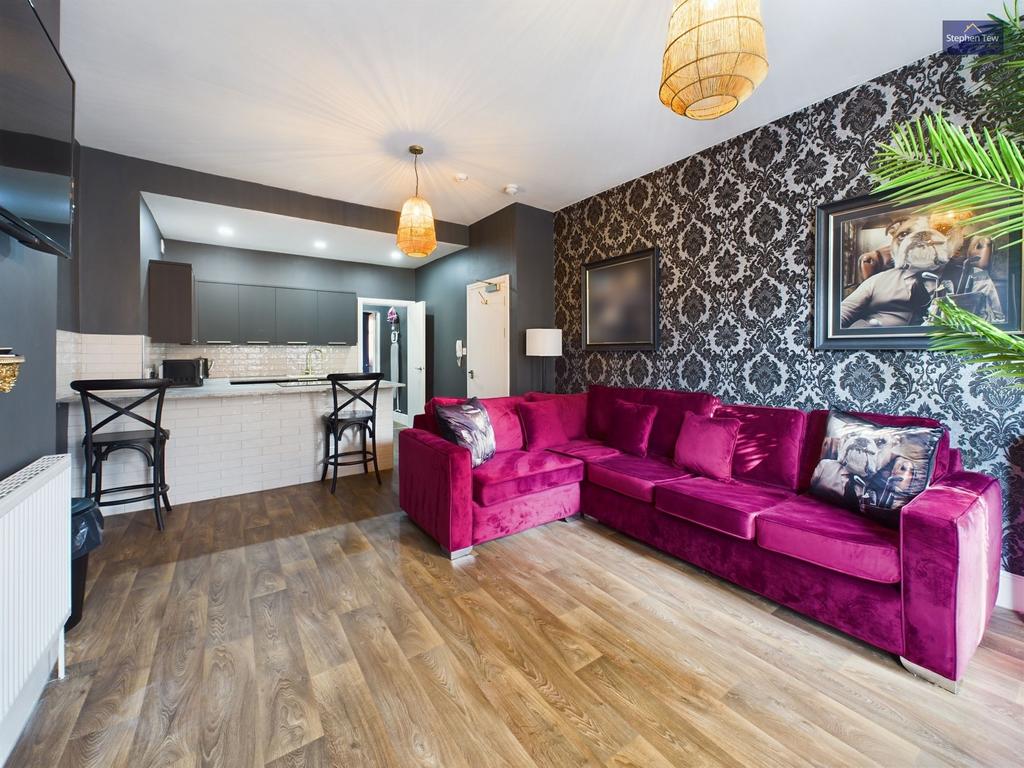 Lounge/Diner/Kitchen