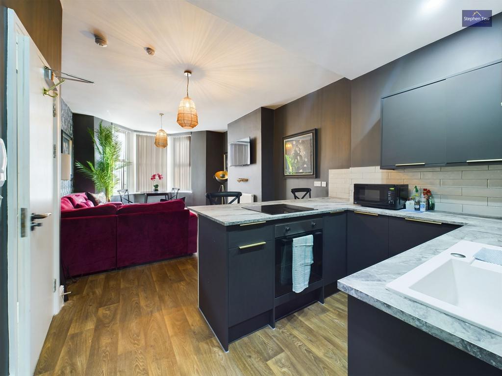 Lounge/Diner/Kitchen