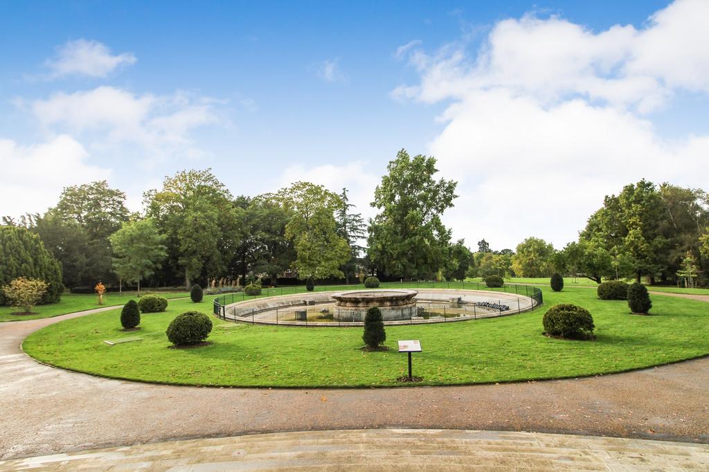 Communal Grounds