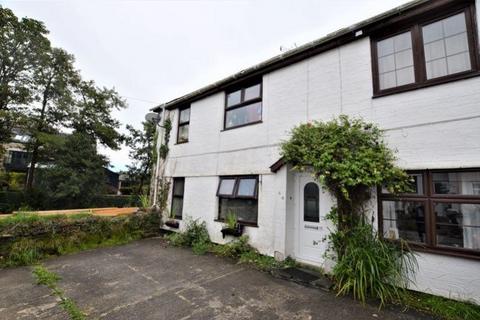 1 bedroom ground floor flat to rent, Riverside Court, Quay Street, Lostwithiel, Cornwall, PL22