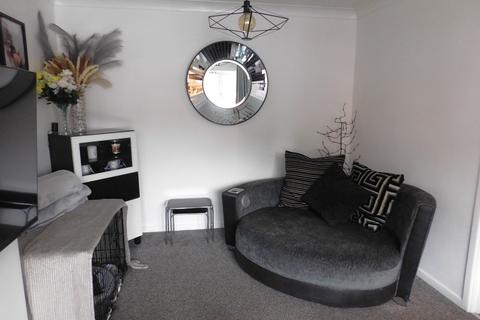 2 bedroom bungalow for sale - Valley Rise, Swadlincote, DE11