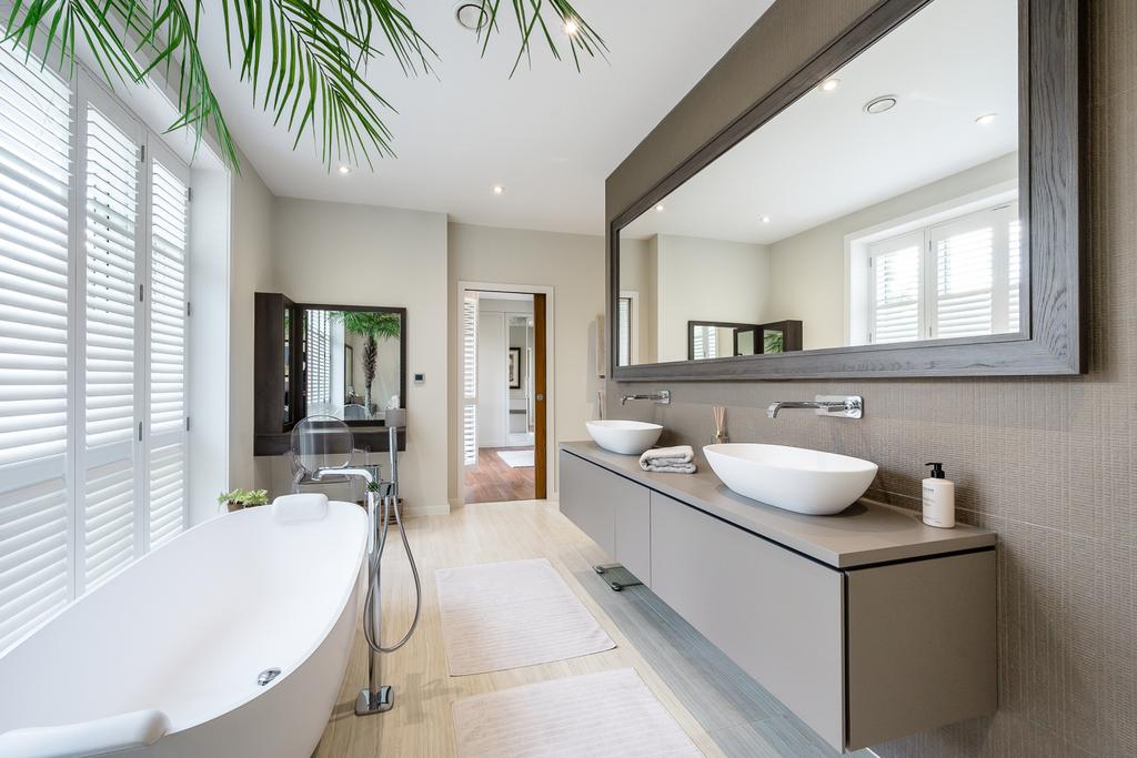 Ensuite