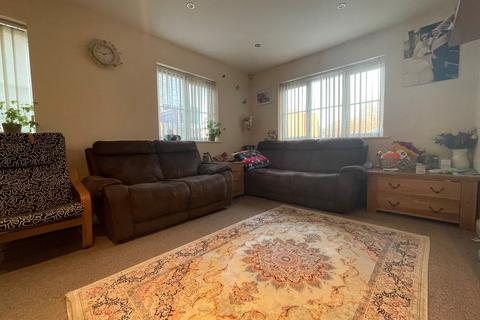 2 bedroom apartment to rent, Grange Street, Derby, DE23