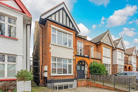 2 bedroom flat for sale, Roehampton Lane (Garden Flat), SW15