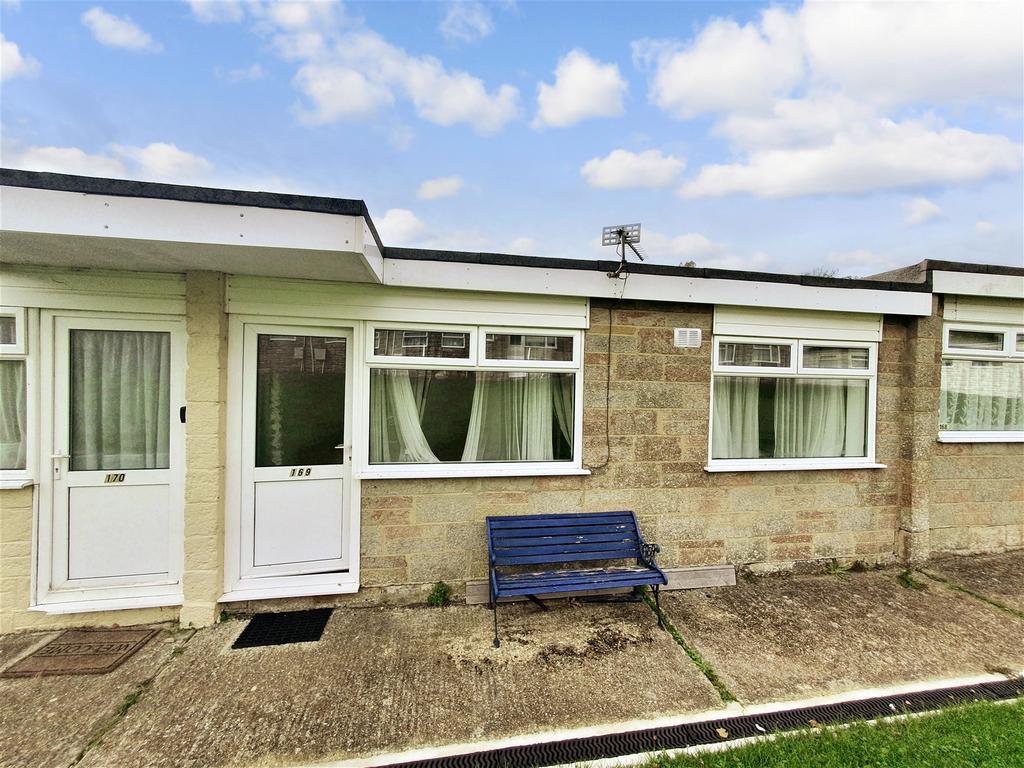 Yaverland Road, Sandown, Isle of Wight 2 bed park home for sale £45,000