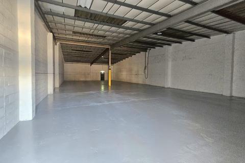 Industrial unit to rent, S March, Daventry, Northampton, NN11