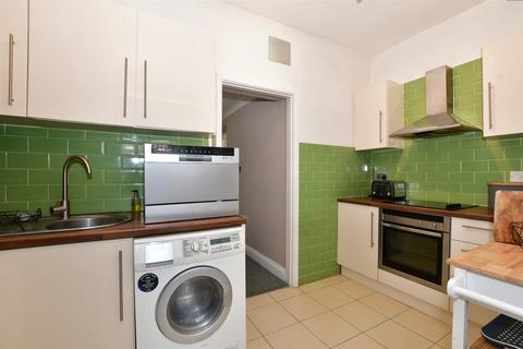 80a Brighton Road, Hooley, Coulsdon, CR5 3EF