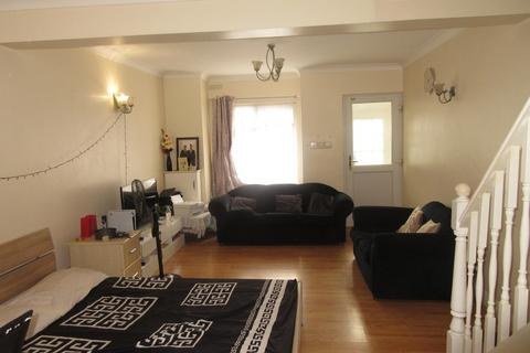 115 Clarence Street, Southall, UB2 5BL