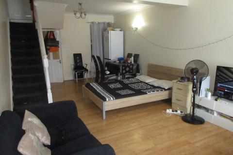 115 Clarence Street, Southall, UB2 5BL