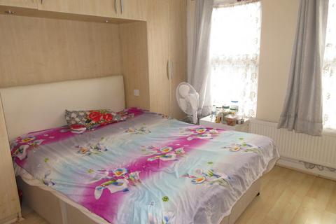 115 Clarence Street, Southall, UB2 5BL