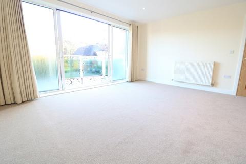 2 bedroom apartment to rent, Hill View, Dorking