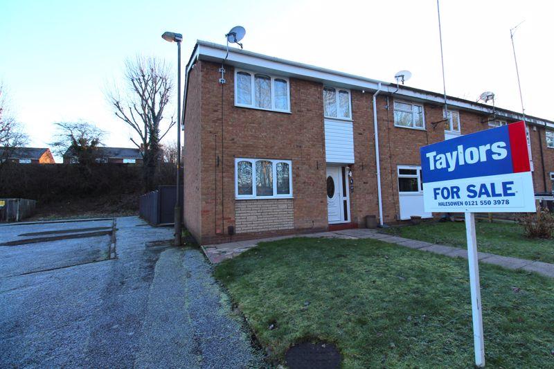 Corngreaves Walk, Cradley Heath B64 2 bed terraced house for sale £