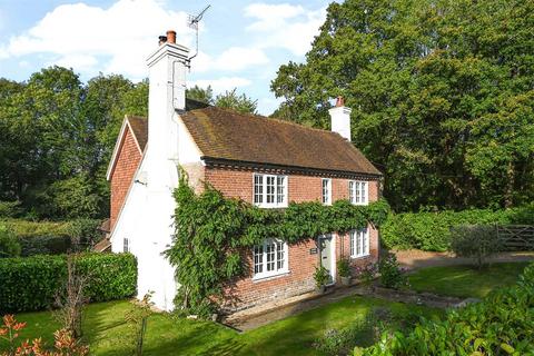 Laurel Cottage Buckham Hill, Uckfield, TN22 5XZ