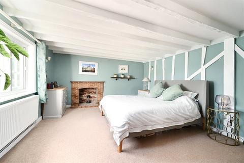 Laurel Cottage Buckham Hill, Uckfield, TN22 5XZ