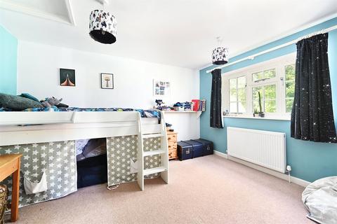 Laurel Cottage Buckham Hill, Uckfield, TN22 5XZ