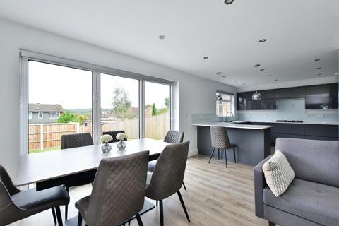 4 bedroom end of terrace house for sale - Watford Road, Kings Langley, Herts, WD4