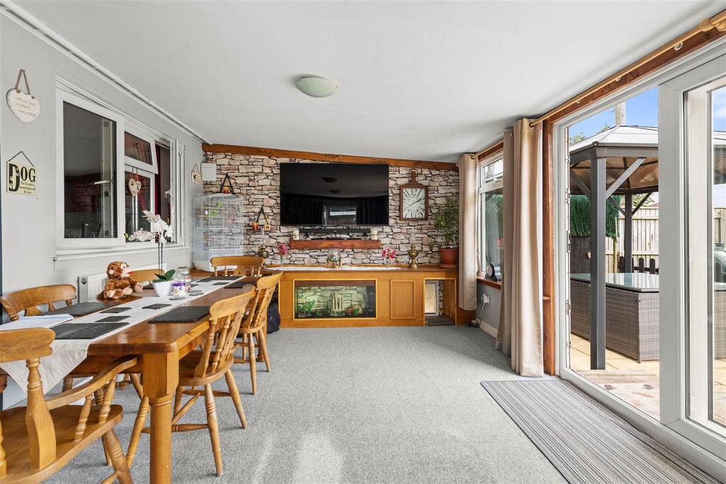 Garden room