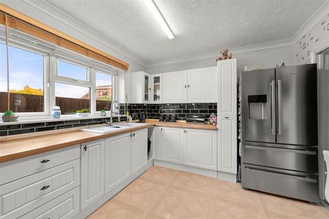 365 Broadgate, Weston Hills, Spalding, PE12 6DB