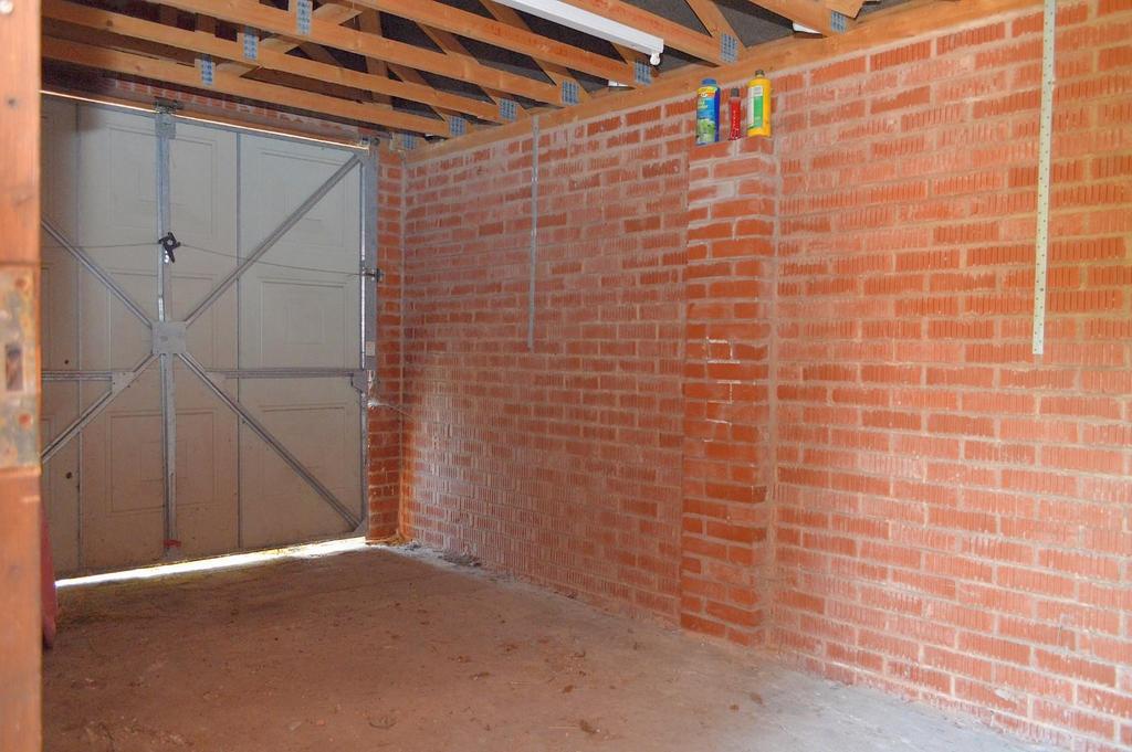 Detached Garage