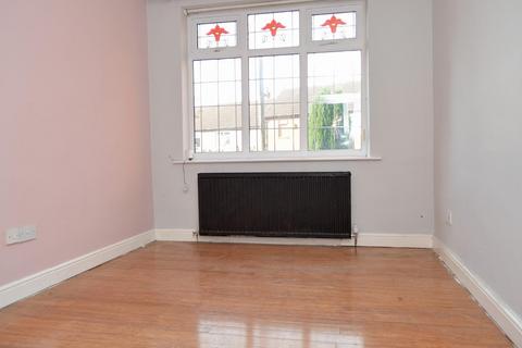 18 Harrow Avenue, Oldham, OL8 4HZ