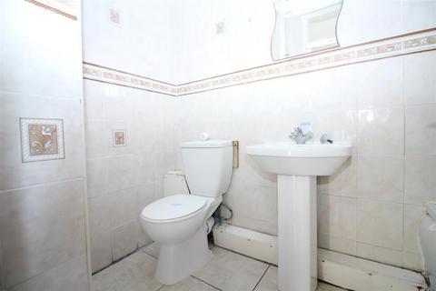 2 bedroom flat for sale, Church Hill, London