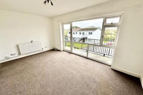 2 bedroom flat for sale, Sun Valley Drive, Saundersfoot, Pembrokeshire, SA69