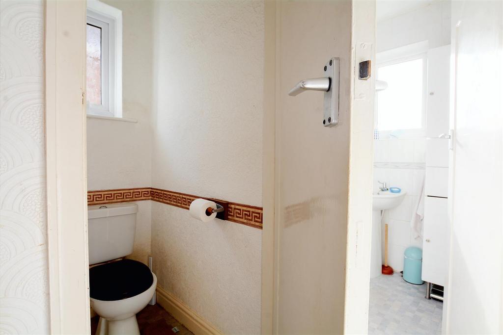Toilet.jpeg