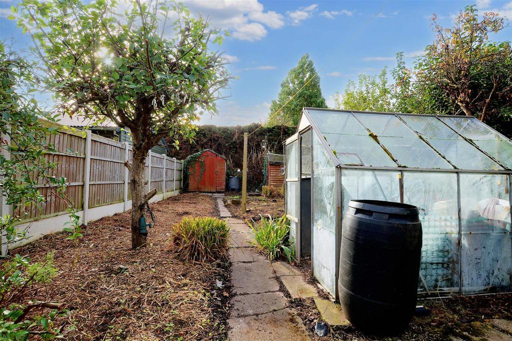 DSC 8669garden.jpeg
