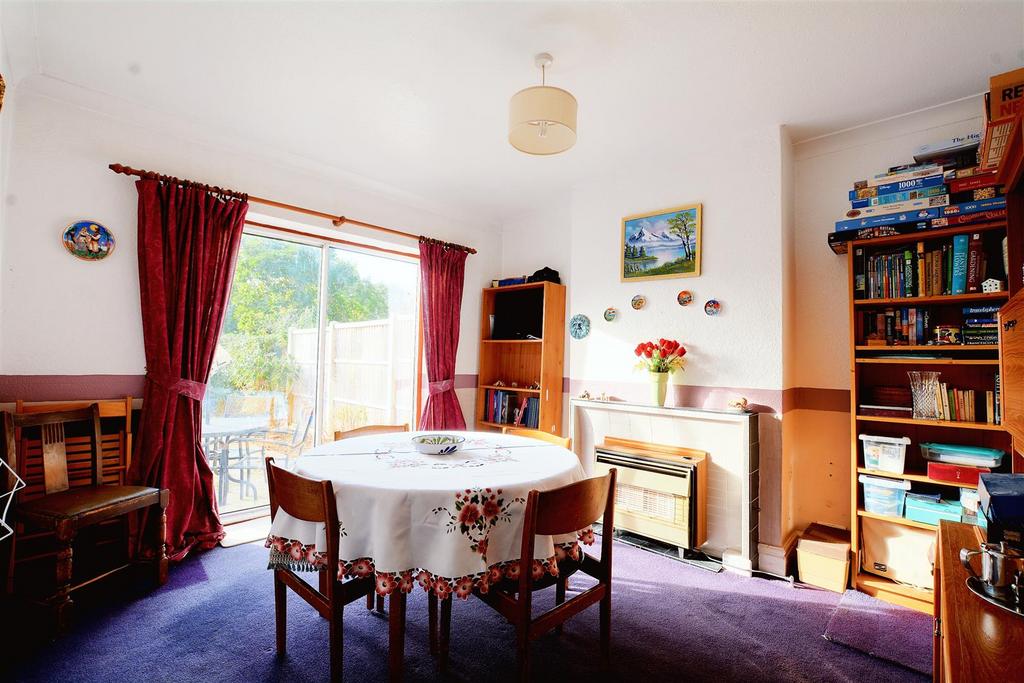 Dining room.jpeg