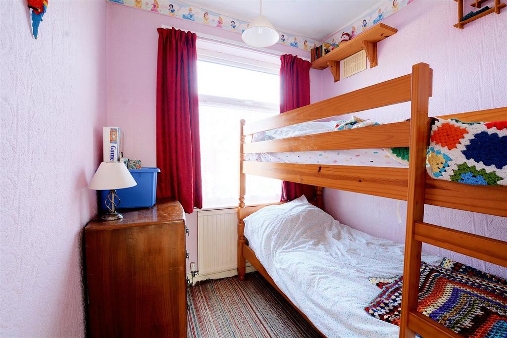 Bed 3.jpeg