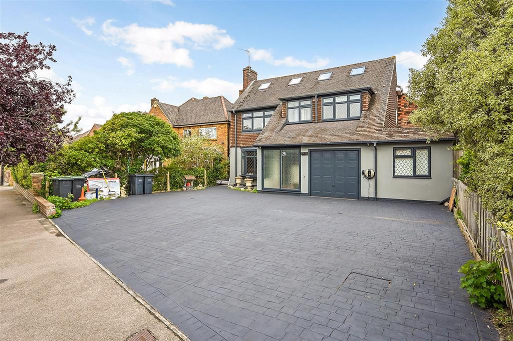 Western Way, Alverstoke, Hampshire 6 bed detached house for sale £