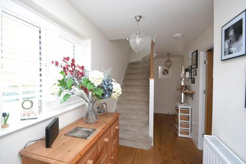 46 Parker Drive, Buntingford, SG9 9GL