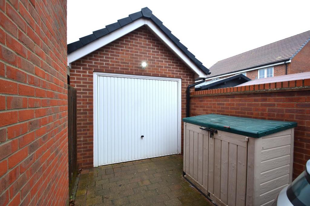 Garage.JPG