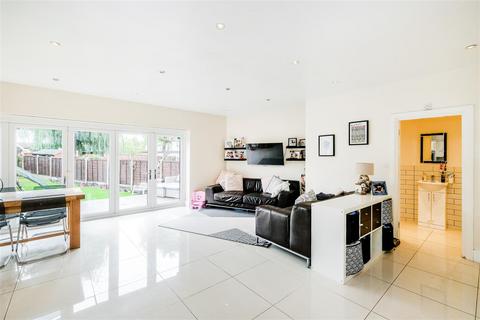 5 bedroom semi-detached house for sale - Palace View Road, Chingford