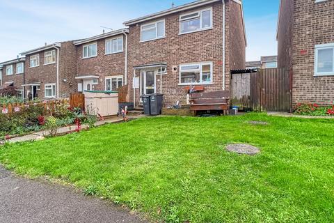 4 bedroom end of terrace house for sale, Godwin Close, Halstead, CO9