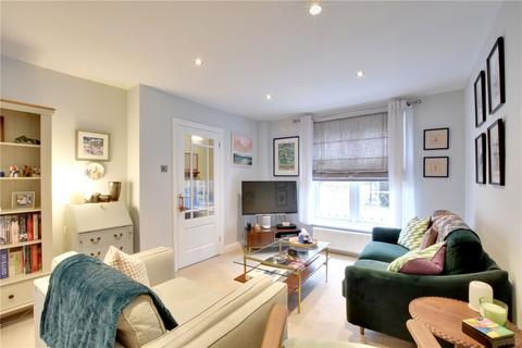 7 Lambourne Place, London, SE3 7BH